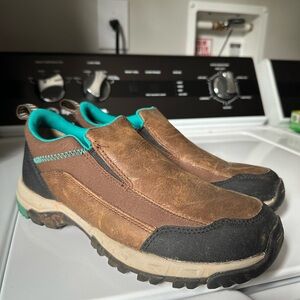 Ariat Women’s Skyline Slip-on’s 9B